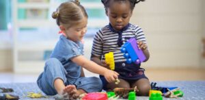 Engaging Kids in Unstructured Play for Healthy Growth
