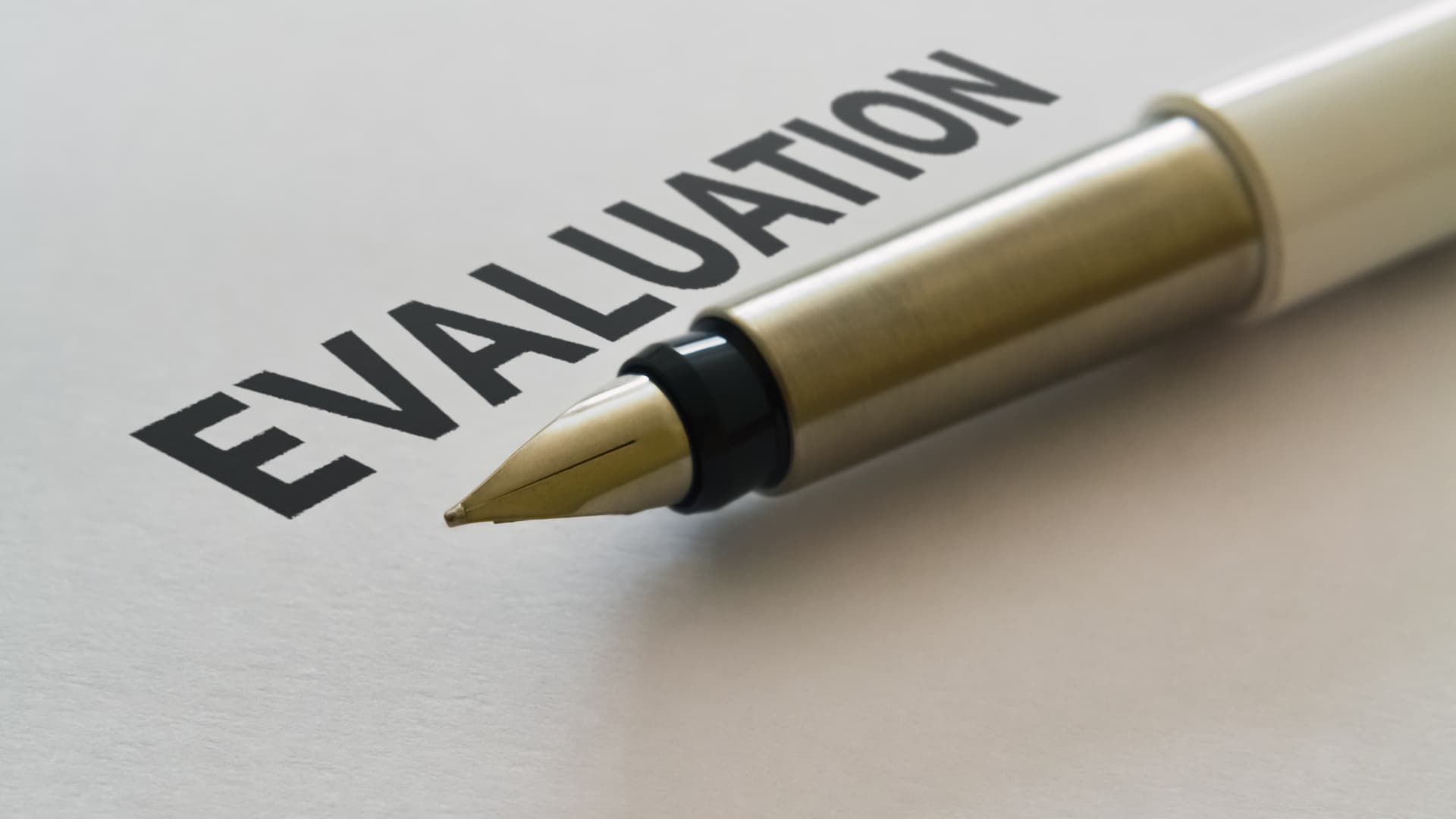 Evaluation written on a paper for psychiatrist in Lombard