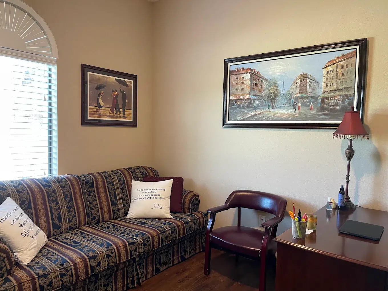 Sugar land office inside Psychiatrist in Sugarland office